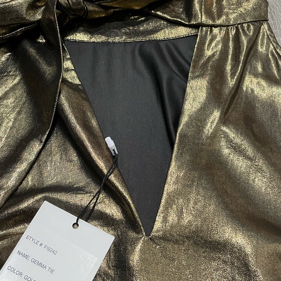 NWT Generation Love Gemma gold metallic top - XS - Picture 7 of 9